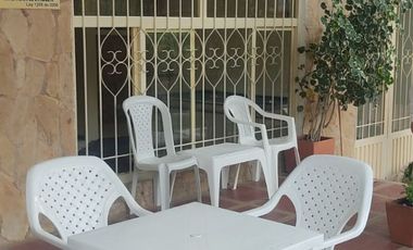 VENTA DE CASA CON PISCINA CARMEN DE APICALA