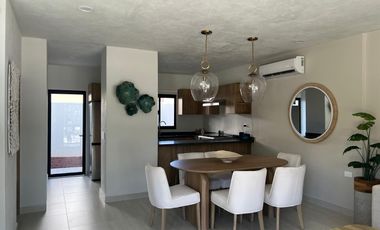 CASA DE 3 Y 4 RECAMARAS CON ALBERCA GIMNASIO Y CANCHA DE PADEL EN PTO VALLARTA JAL.