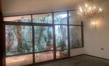 CASA COMO TERRENO en VENTA en SANTIAGO DE SURCO