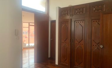 CASA COMO TERRENO en VENTA en SANTIAGO DE SURCO