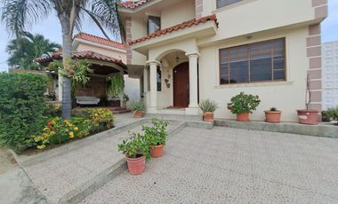 Casa de venta zona sur de Manta