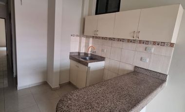 Departamento en Alquiler en Guayacanes, 2 Habitaciones, 1 Baño, Norte de Guayaquil.