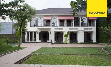 Hotel dijual di Jawa Timur, Surabaya - Tanpa perabotan