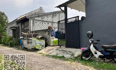 Rumah Kos Jl Dr Wahidin Sudirohusodo Setingi Randuagung Kebomas Gresik