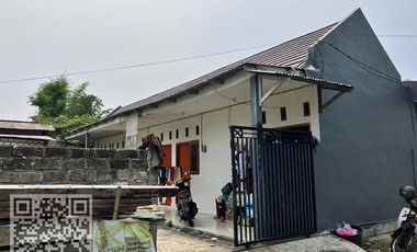 Rumah Kos Jl Dr Wahidin Sudirohusodo Setingi Randuagung Kebomas Gresik