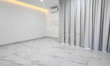 DEPARTAMENTO EN RENTA, ALDABA RESIDENCIAL, NUEVO, 2 REC CON BAÑO Y VESTIDOR, 2 AUTOS.