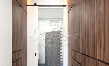 DEPARTAMENTO EN RENTA, ALDABA RESIDENCIAL, NUEVO, 2 REC CON BAÑO Y VESTIDOR, 2 AUTOS.