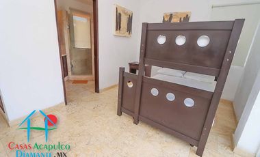 Casa en renta vacacional para 16 personas con alberca, vista al mar