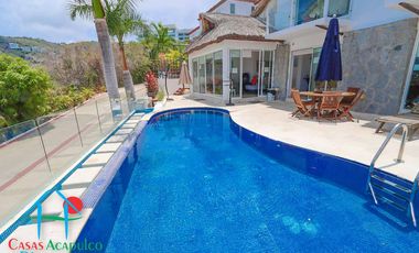 Casa en renta vacacional para 16 personas con alberca, vista al mar