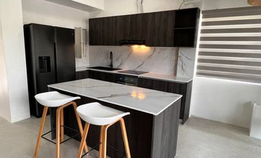 For Sale: Seafront Residences PP CODE #2785