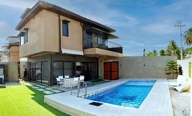For Sale: Seafront Residences PP CODE #2785