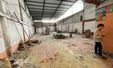 En alquiler local en La aurora cerca del Tia