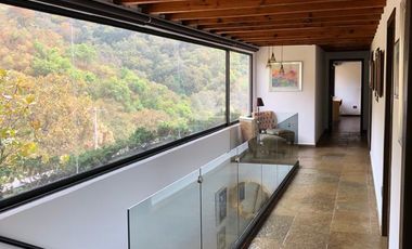 Casa en VENTA… Valle de Bravo Carr. Toluca–Valle de Bravo Km 68, La Granja