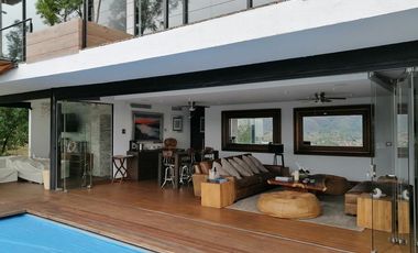 Casa en VENTA… Valle de Bravo Carr. Toluca–Valle de Bravo Km 68, La Granja