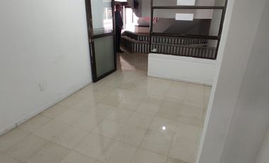 SE ARRIENDA LOCAL COMERCIAL EN EL CENTRO