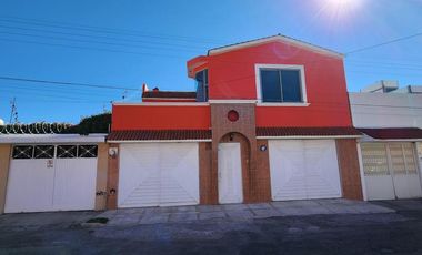 Casa Céntrica de 3 Pisos, Colonia Real de Minas, Pachuca, Hidalgo.