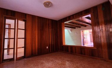 Casa Céntrica de 3 Pisos, Colonia Real de Minas, Pachuca, Hidalgo.