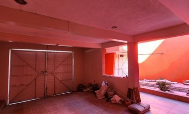 Casa Céntrica de 3 Pisos, Colonia Real de Minas, Pachuca, Hidalgo.