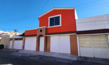 Casa Céntrica de 3 Pisos, Colonia Real de Minas, Pachuca, Hidalgo.