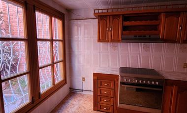 Casa Céntrica de 3 Pisos, Colonia Real de Minas, Pachuca, Hidalgo.