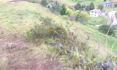 Terreno en venta 4.250m2 entre Zhucay y Tarqui, sur de Cuenca $47.000dlrs.