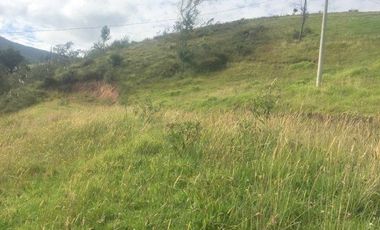 Terreno en venta 4.250m2 entre Zhucay y Tarqui, sur de Cuenca $47.000dlrs.