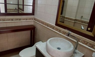 Samborondón, Vendo Hermosa Casa de Grandes Dimensiones 4 Dorm con Piscina