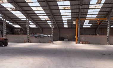 VENTA PROPIEDAD INDUSTRIAL NORTE DE QUITO CON 3 HECTAREAS DE TERRENO