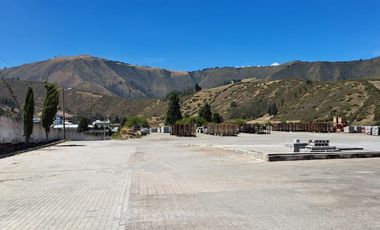 VENTA PROPIEDAD INDUSTRIAL NORTE DE QUITO CON 3 HECTAREAS DE TERRENO