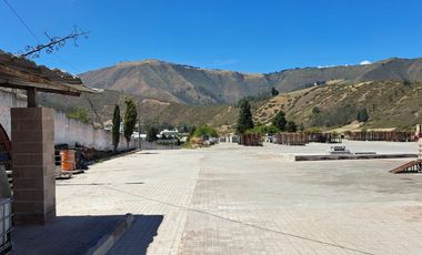 VENTA PROPIEDAD INDUSTRIAL NORTE DE QUITO CON 3 HECTAREAS DE TERRENO