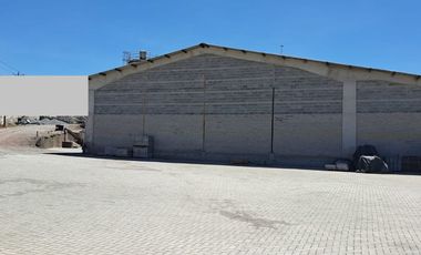 VENTA PROPIEDAD INDUSTRIAL NORTE DE QUITO CON 3 HECTAREAS DE TERRENO