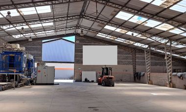 VENTA PROPIEDAD INDUSTRIAL NORTE DE QUITO CON 3 HECTAREAS DE TERRENO