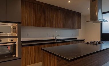 CASA EN VENTA VILLAMAGNA CON 4 HABITACIONES 4 BAÑOS  Y ROOF GARDEN