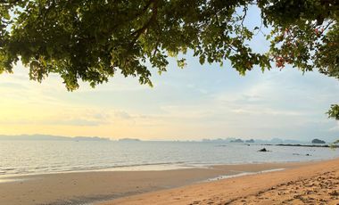 Unique Thai style, Beach front 2-bedroom house with island view for rent in Khaothong, Krabi