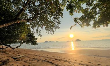 Unique Thai style, Beach front 2-bedroom house with island view for rent in Khaothong, Krabi