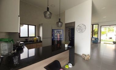 VENTA CASA CAMPESTRE ESPECTACULAR VISTA