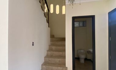 Alquilo cómoda casa en Villa Club