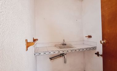 Casa Para Oficinas Cerca Del Paseo De Los Gigantes y De Autopista México - Puebla.