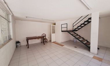 Casa Para Oficinas Cerca Del Paseo De Los Gigantes y De Autopista México - Puebla.