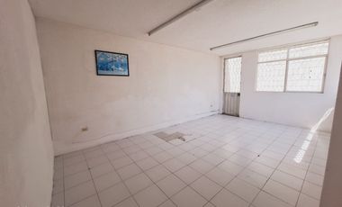 Casa Para Oficinas Cerca Del Paseo De Los Gigantes y De Autopista México - Puebla.