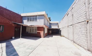 Casa Para Oficinas Cerca Del Paseo De Los Gigantes y De Autopista México - Puebla.