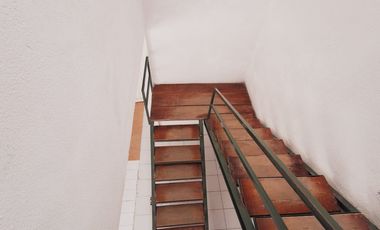 Casa Para Oficinas Cerca Del Paseo De Los Gigantes y De Autopista México - Puebla.