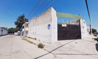 Casa Para Oficinas Cerca Del Paseo De Los Gigantes y De Autopista México - Puebla.