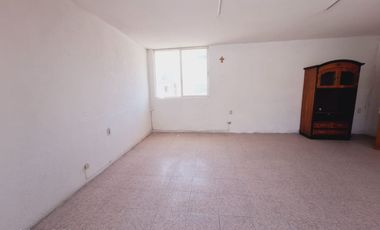 Casa Para Oficinas Cerca Del Paseo De Los Gigantes y De Autopista México - Puebla.