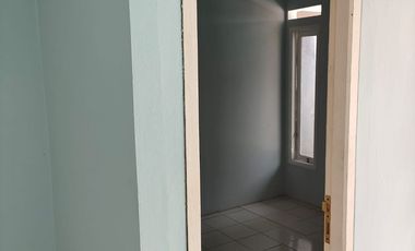 Rumah Minimalis Dalam Komplek Dekat Jalan Raya Jakarta-Bogor