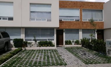 CASA EN VENTA, MOD. CASTILLA, LOMAS VIRREYES, CALIMAYA, 15 MIN DE METEPEC