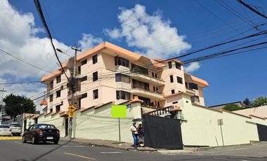 OPORTUNIDAD VENTA EDIFICIO NORTE DE QUITO 1735M2 DE CONSTRUCCION