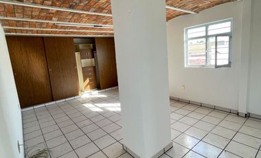 CASA en  Renta   habitacional Ladrón de Guevara  Guadalajar