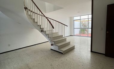 CASA en  Renta   habitacional Ladrón de Guevara  Guadalajar