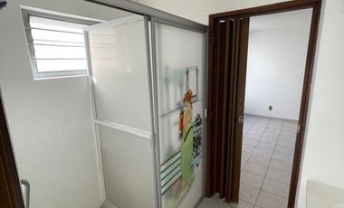 CASA en  Renta   habitacional Ladrón de Guevara  Guadalajar